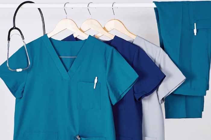 لباس های پزشکان بخشی از منسوجات بیمارستانی