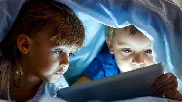 تاثیر فناوری بر خواب کودک